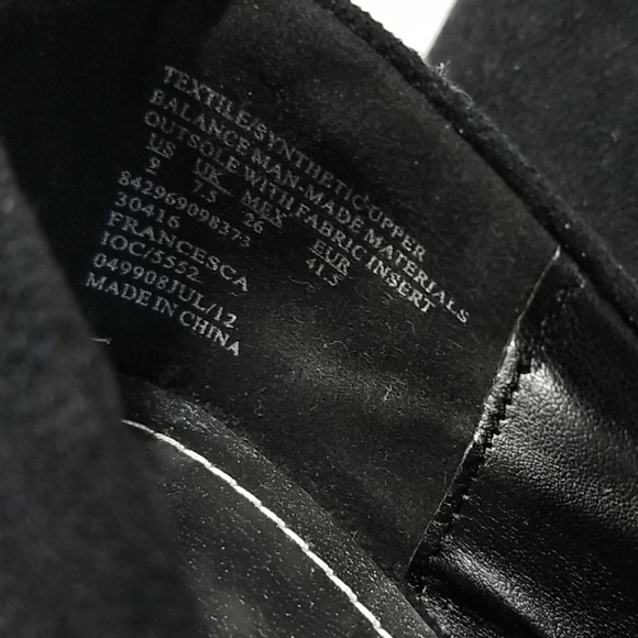 Attention Francesca black faux suede platforms - Picture 10 of 13